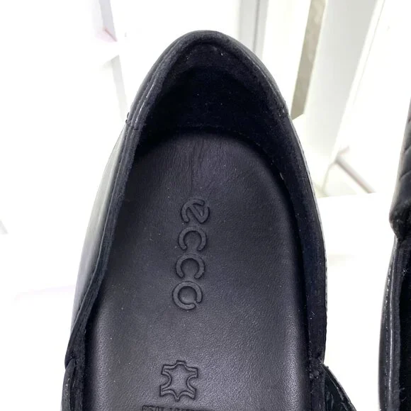 Ecco Sz 39 Black Sandals Flats with heel NWOT - Picture 4 of 7